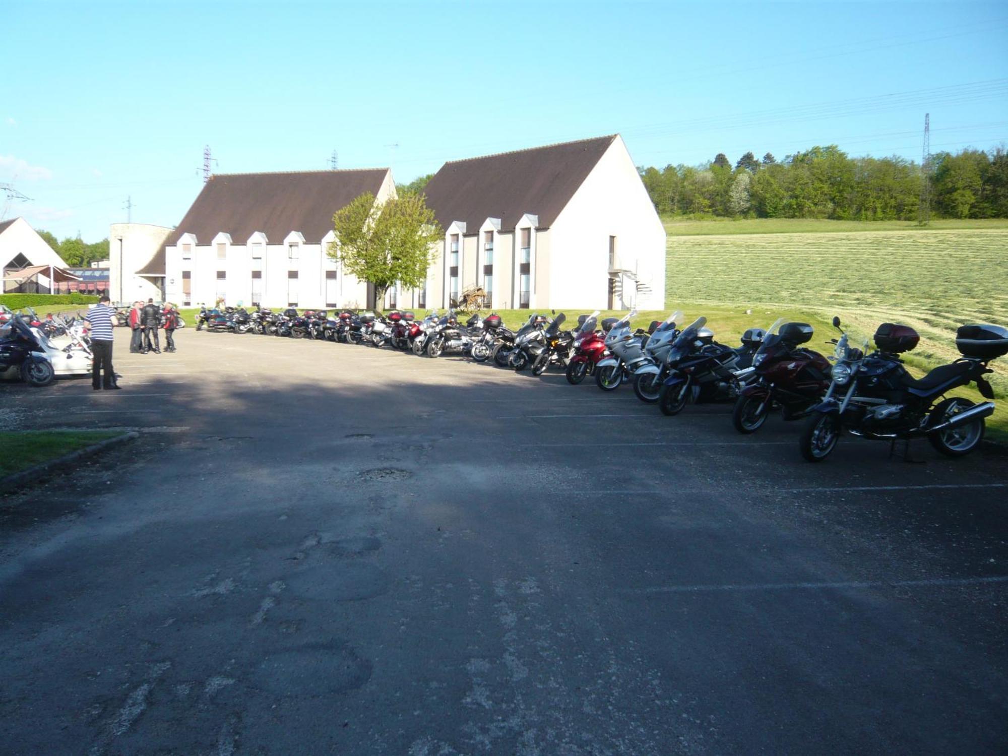 טונר Auberge De Bourgogne מראה חיצוני תמונה